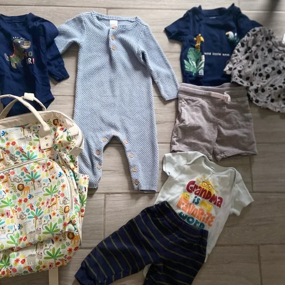 Baby clothes - Picture 2 of 2